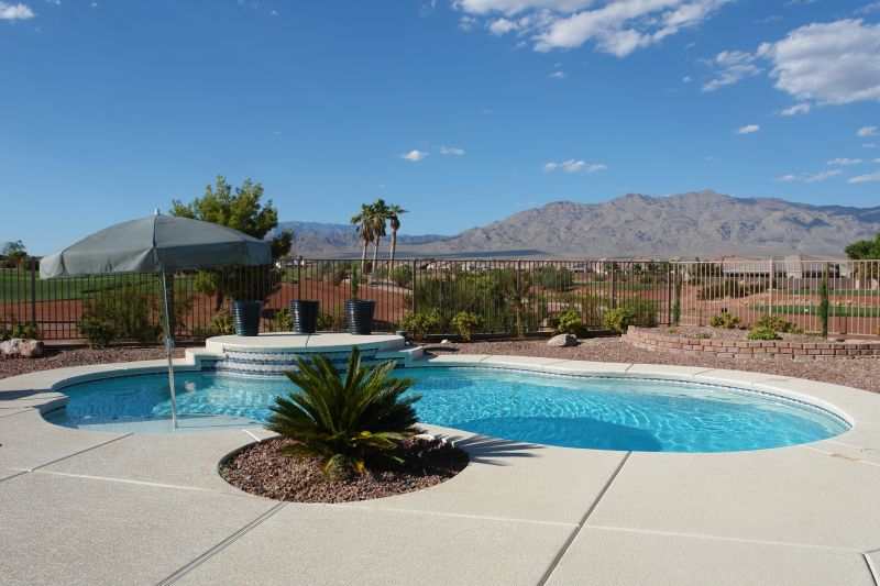 Pool with Saltwater Conversion